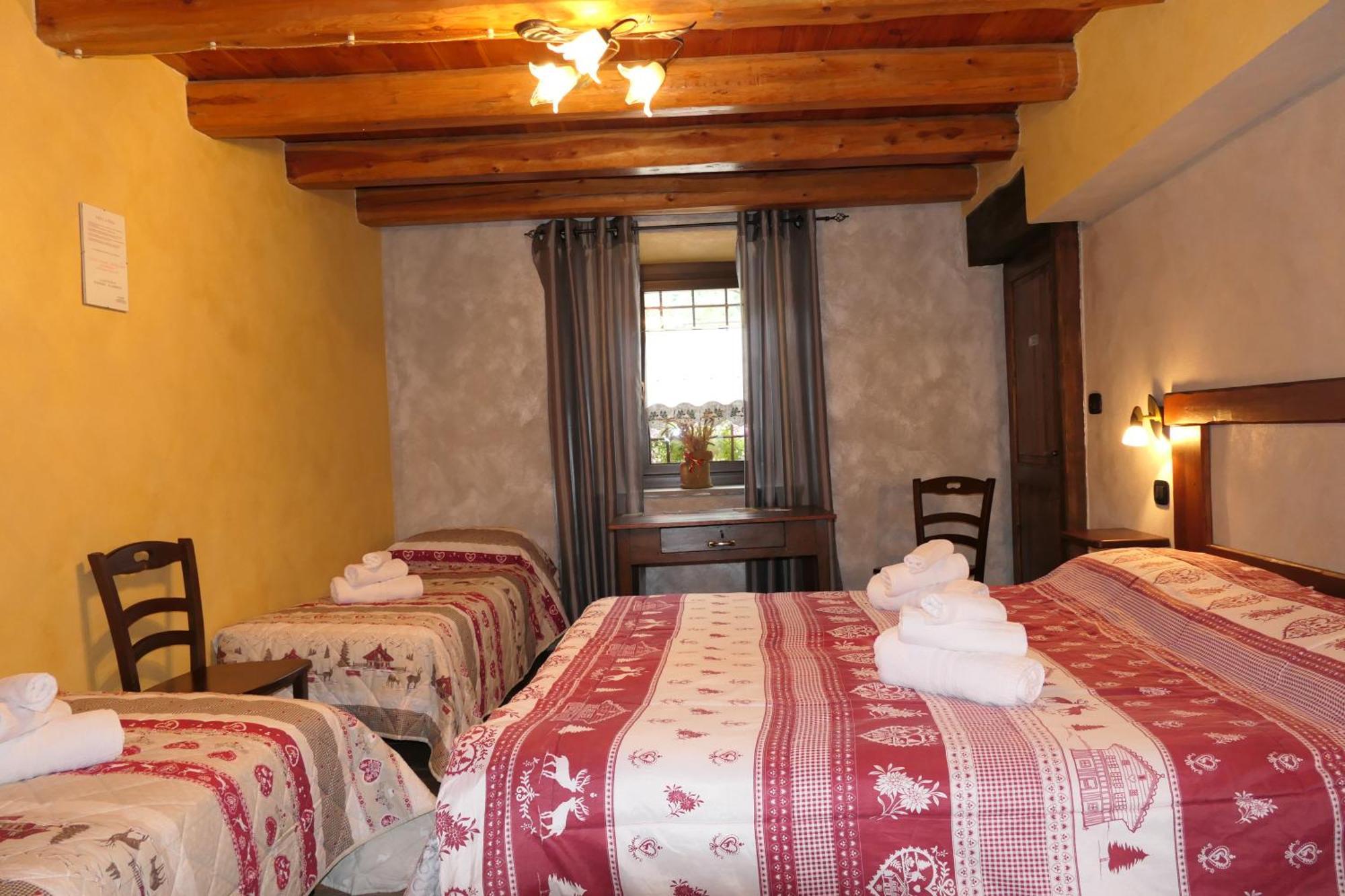 Bed and Breakfast La Slitta à Roure Turin Extérieur photo