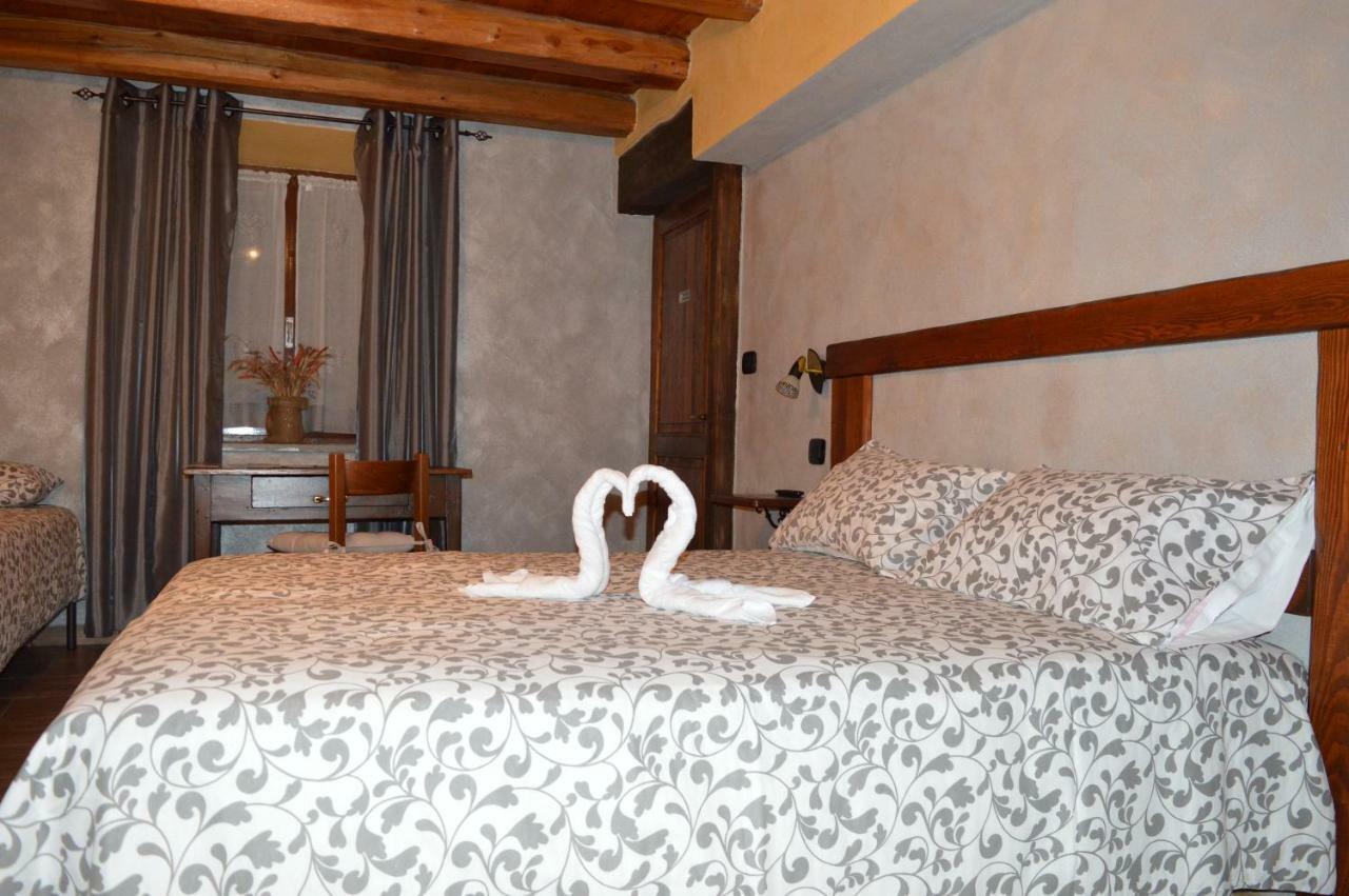 Bed and Breakfast La Slitta à Roure Turin Extérieur photo